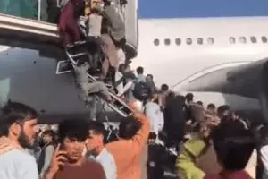 탈레반 점령으로 아프가니스탄 카불 공항 상황