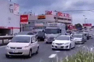 한국에선 보기 힘든 교통문화