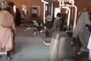 탈레반 처음 접하는 헬스 기구에 대한 반응