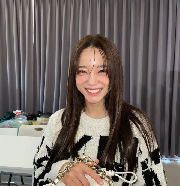 김세정 맞나요??ㄷㄷ
