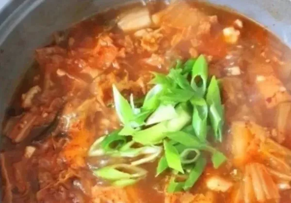 맛집 사장님이 직접 알려주는 김치찌개 레시피